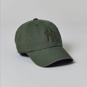 Mitchell & Ness MLB NY Yankees Tonal Logo Dad Hat